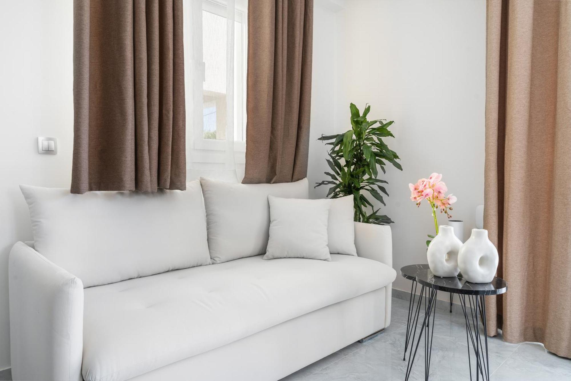 Miralis Apartments نِكيانا المظهر الخارجي الصورة