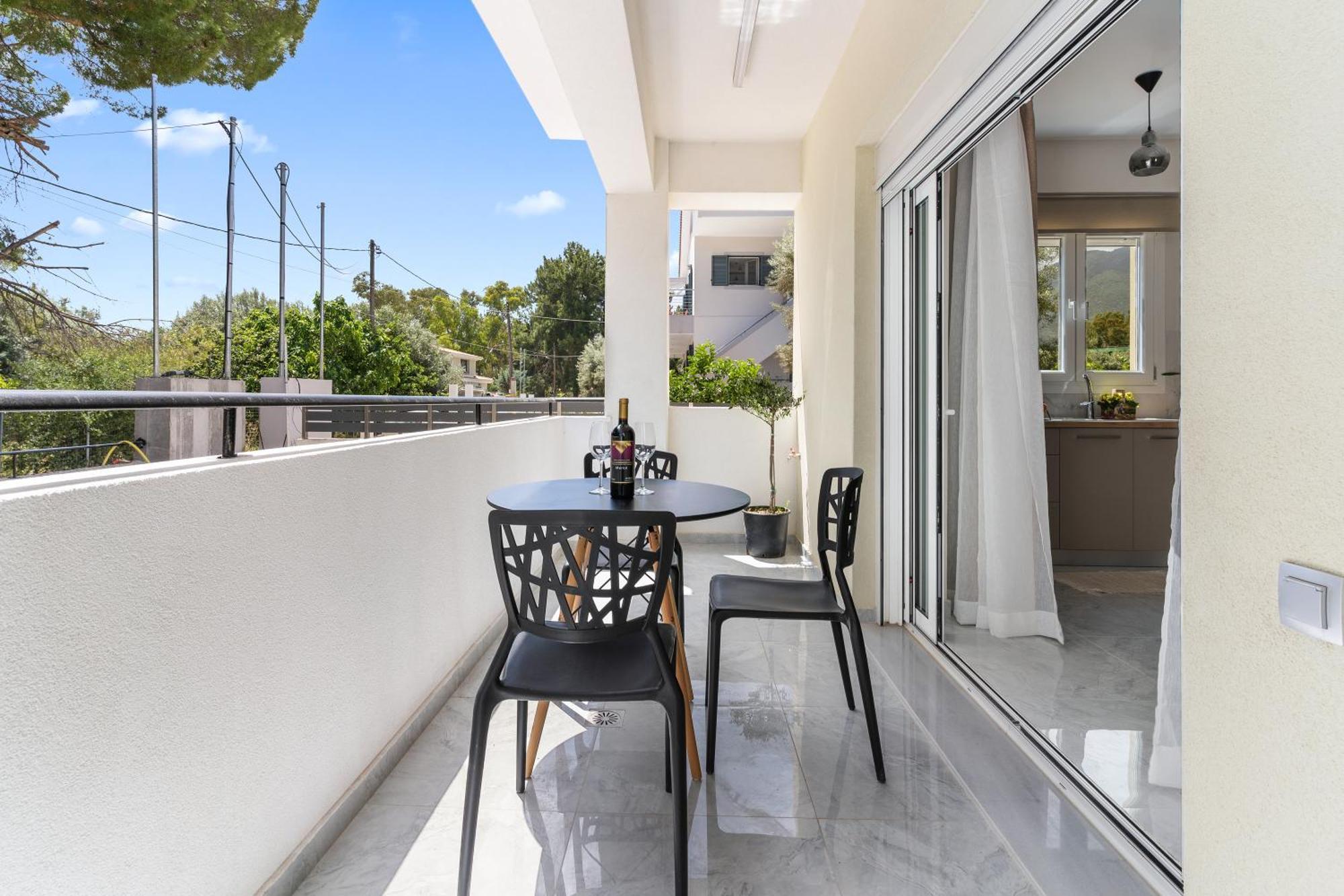 Miralis Apartments نِكيانا المظهر الخارجي الصورة